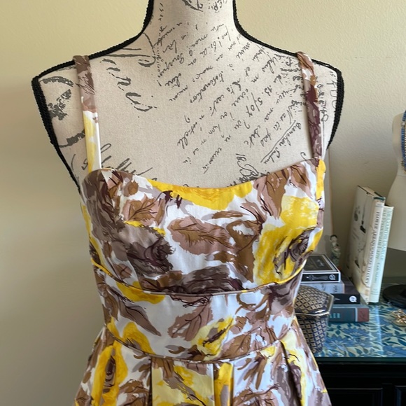 Maggy London Floral Retro Dress - Picture 2 of 11